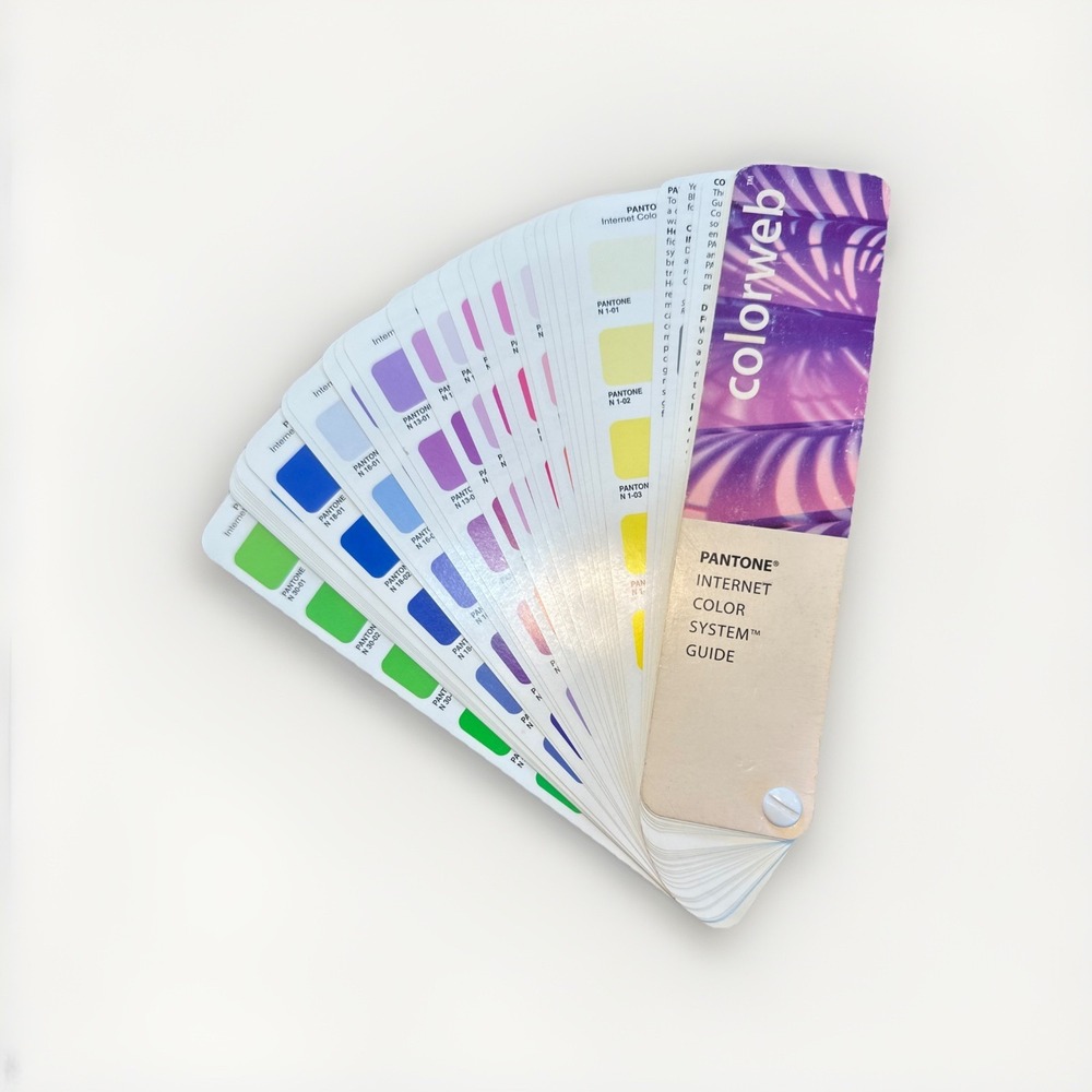 Pantone 7 Lot with Case Formula Guide Color Process Coated Uncoated Color Web - Picture 8 of 9